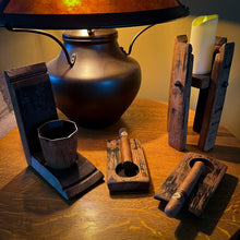 Load image into Gallery viewer, The ASH TRAY Thrones
